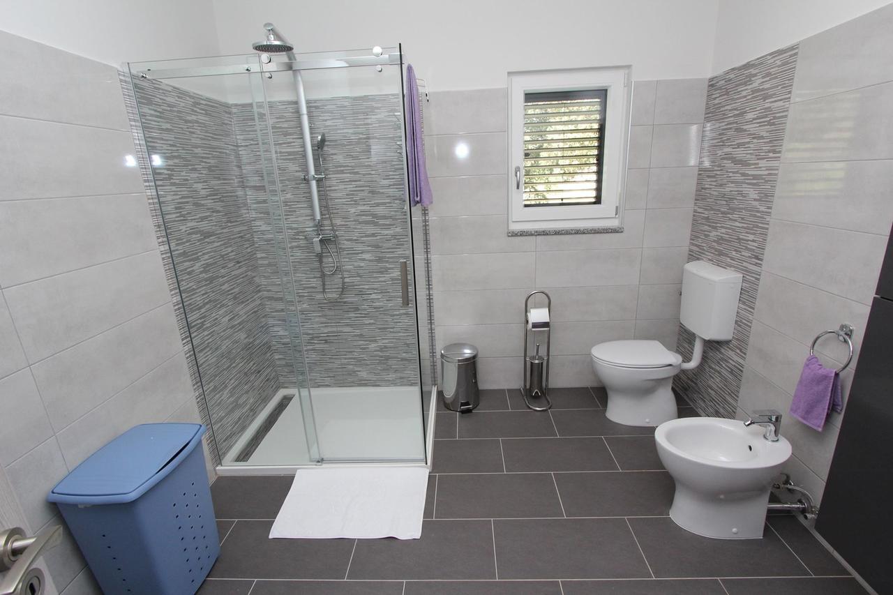 Apartment Mondelaco โรวีน ภายนอก รูปภาพ
